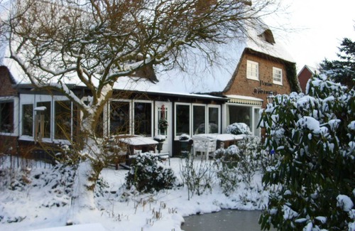 Wenningstedt-Braderup Cottage | Room 02 - Pension Möwennest