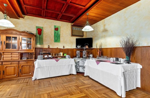 Oberkirch Apartment | Room 'Doppelzimmer 7' with Shared Terrace