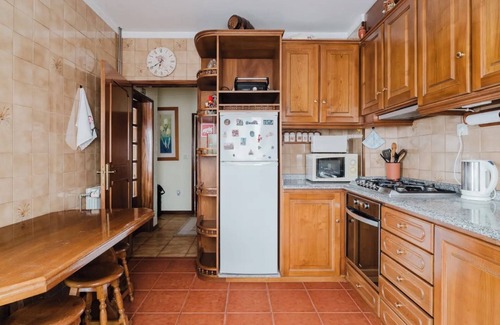 Apulia Apartment | Room 'Duplo Com Wc Privada' with Shared Garden and Wi-Fi