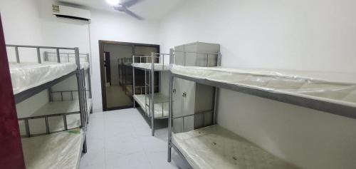 Madinat Zayed House | Room Finder