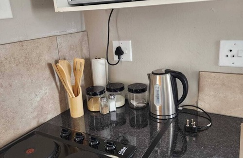 Govan Mbeki House | Room in B&B - Khutsong Apartmentss