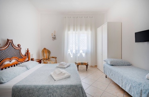 Municipio 5 Bed & Breakfast | Room 'King - Deluxe' with Shared Terrace, Wi-Fi and Air Conditioning