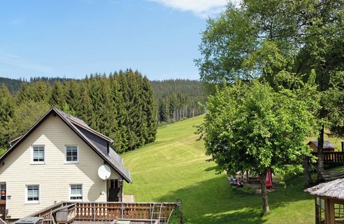 Titisee-Neustadt Apartment | Room 'Nr 5' with Mountain View, Shared Terrace and Wi-Fi