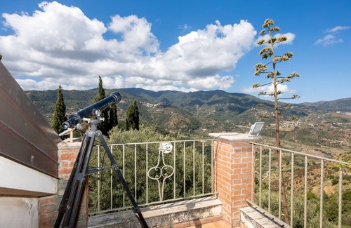 Patti Apartment | Room 'Salina' with shared terrace, shared garden and air conditioning