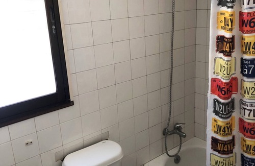 Concon Bed & Breakfast | Room with private bathroom in a house with excellent ocean view, steps from the beach.