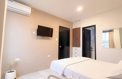 Bahia de la Academia Apartment | Room with terrace