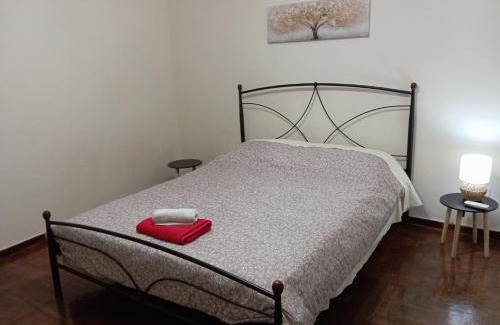 Athens House | Room Z for two 5' from metro