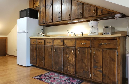 Ballenger Creek Other | Roomy & Comfy Farmer's Suite in the Manor House!