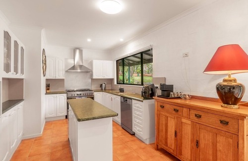 Malua Bay House | Rosa-Tranquil Retreat Near Malua Bay Beach