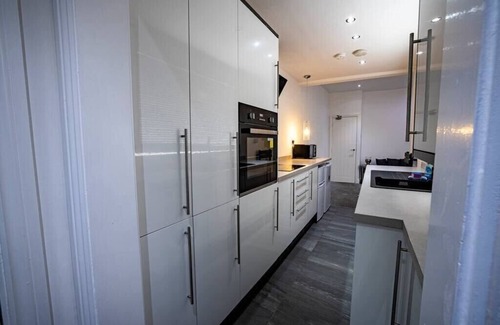 Middlesbrough House | Roscoe House | Workstays UK