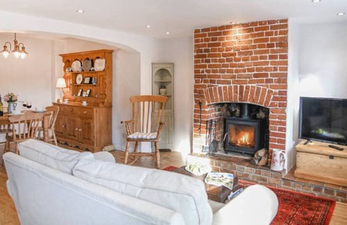 Kettleburgh House | Rose Cottage, Kettleburgh - Sleep 4 Cosy & Calm