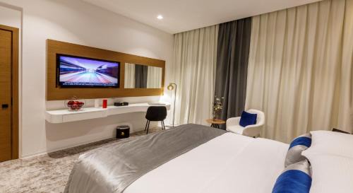 Al Satwa Hotel | Rose Executive Hotel - DWTC