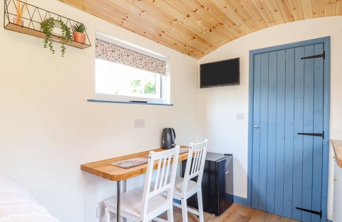 Illogan Cottage | Rose