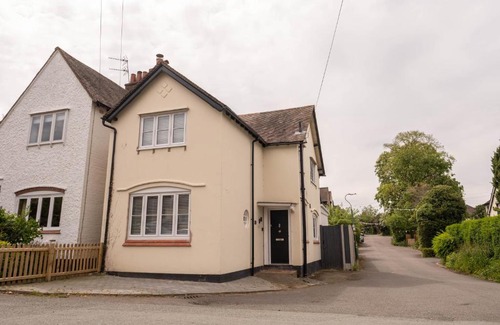 Shrewsbury House | Rose Hill
