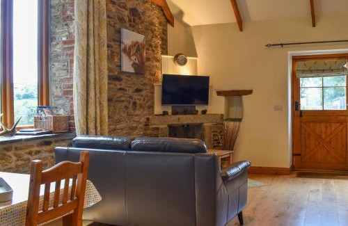 St Wenn House | Rose - Uk50141