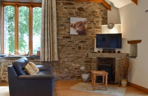 St Wenn House | Rose - Uk50141