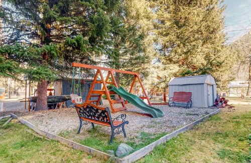Joseph House | Rosebud Cottage