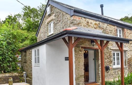 Philleigh Apartment | Roseland Retreat - Uk49838