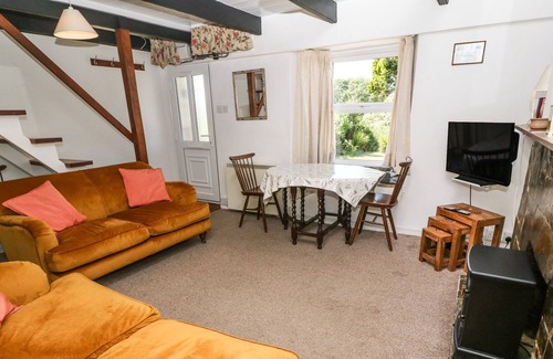 St Ives Cottage | ROSEWALL COTTAGE, family friendly, with a garden in St Ives