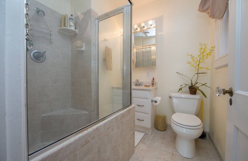 Richmond House | Rosewood Haven At Park Sleeps 9 and Pet Freindly