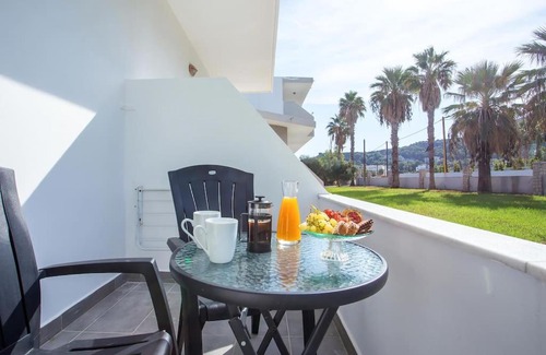 Faliraki Apartment | Rosie's Studio 3
