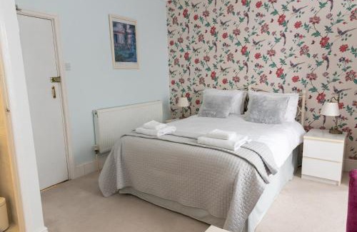 Weston-super-Mare House | Rosita Guest House