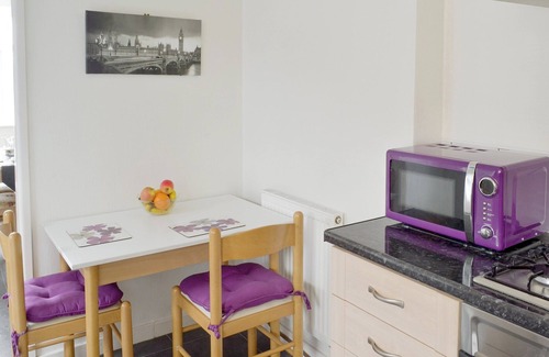 Thornton-Cleveleys Cottage | Rossall Beach Cottage