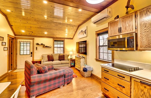 Mountain View Cabin | Round Bottom Roost. Quiet and secluded. Accessible to ALL the things.