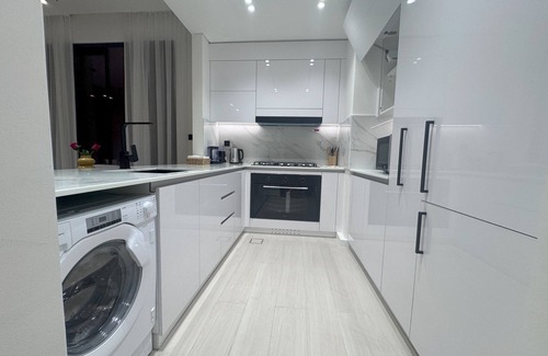 Jumeirah Village Circle Apartment | Royal 2-Bedroom Apt with Private Pool in Dubai