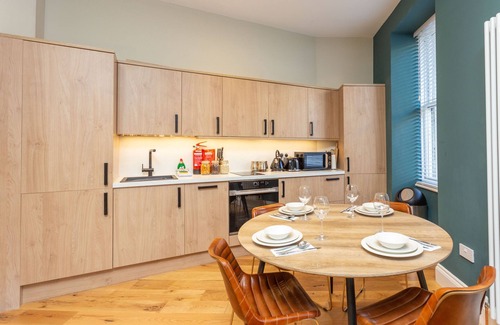 Old Town Apartment | Royal 2bed Apartment City Center