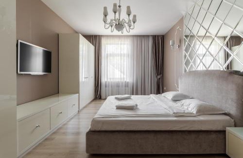 Lviv City Center Apartment | Royal Art-Deco Apartment