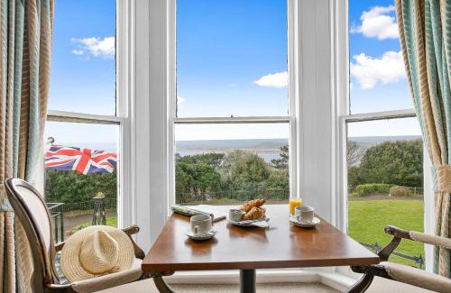 Exmouth Hotel | Royal Beacon Hotel