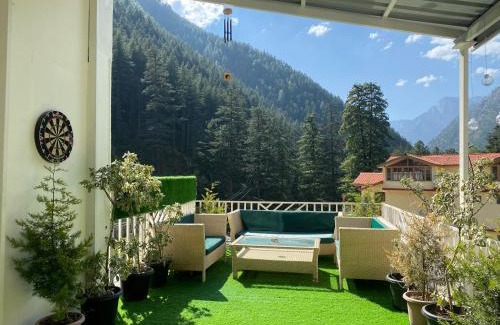 Kasol Hotel | Royal Castle