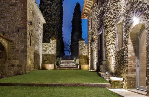 Sarteano Villa | ROYAL COUNTRY VILLA