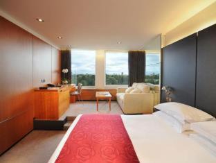Royal Borough of Kensington and Chelsea Hotel | Royal Garden Hotel