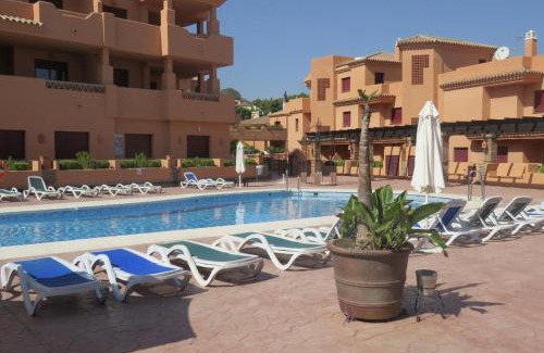 New Golden Mile Apartment | Royal Marbella Resort Pool Golf Beach & Bars