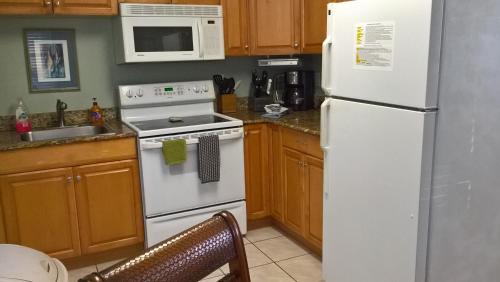 Clearwater Beach Resort | Royal North Beach