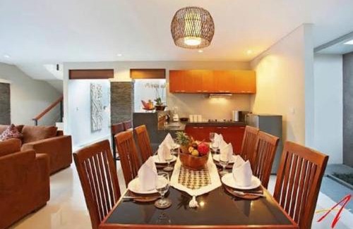 Beraban Villa | Royal Nyanyi Villas