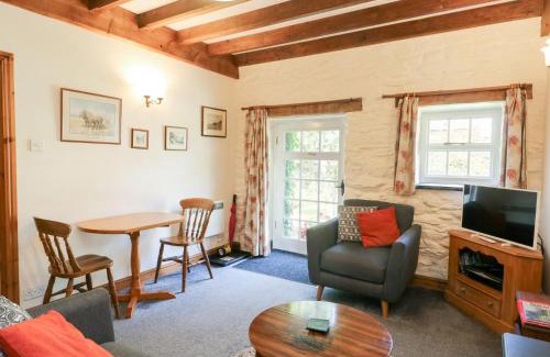 Gwynedd- Snowdonia House | Royal Oak Farm Cottage
