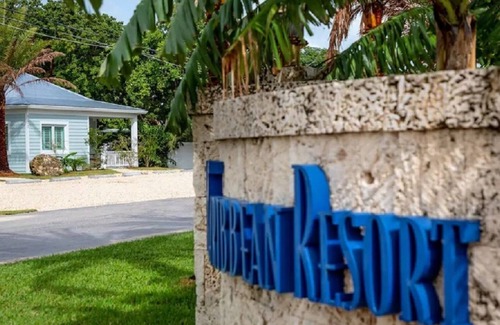 Islamorada House | Royal Palm North 3 Bedrooms, 3 Baths, Ocean Front,