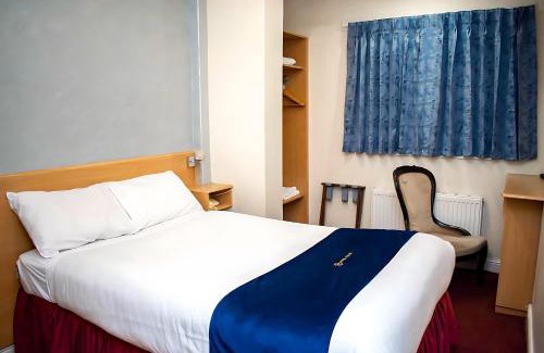 Marston Green Hotel | Royal Square Hotel - NEC & Birmingham Airport