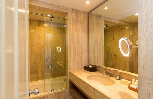 Marina Vallarta Resort | Royal Suite, beach front, Family friendly exclusive resort, sleeps 8!