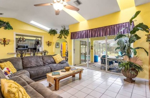 Port Charlotte House | Royal Terrace 3 bedroom 2 bathroom home with heated Pool.