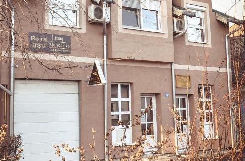 Sombor House | Royal TSV Rooms