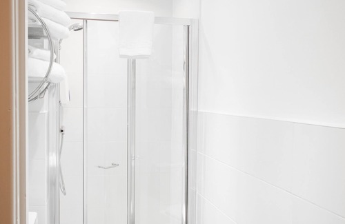 North West Hotel | Royal West End Hotel