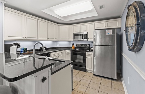 Arcadian Shores Condo | Royale Palms 1204 Elegant Oceanview w/Pool & Beach