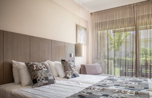 Nikita House | Royalty Suites Seaside