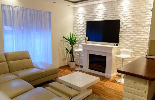 Zemun Apartment | Royalux Zemun Residences