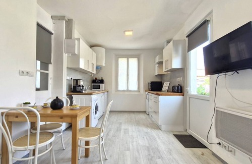 Royan Apartment | Royan - APARTMENT - garden level - WALK AT TWO STEPS et BEACH at 600m