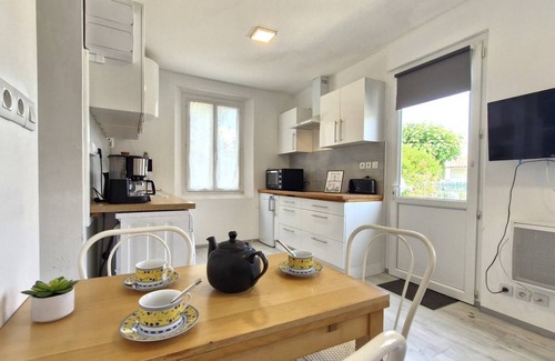 Royan Apartment | Royan - APARTMENT - garden level - WALK AT TWO STEPS et BEACH at 600m